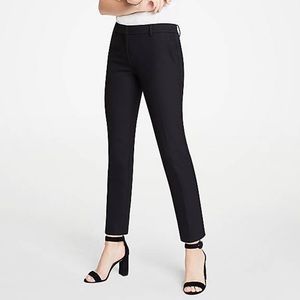 Ann Taylor ankle pant. Black. Size 6 curvy.